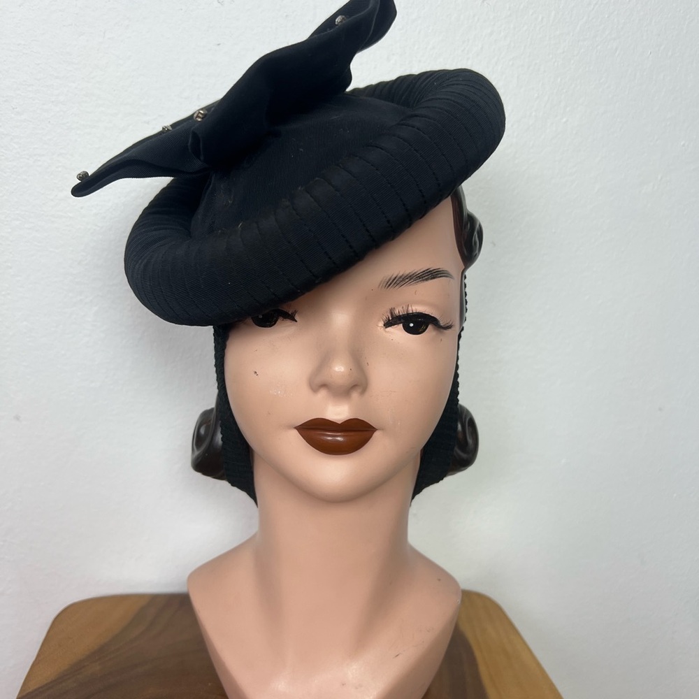 1940’s Vintage Black Faille Rhinestone Butterfly Women's Tilt Beret Cocktail Hat